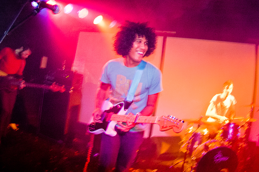 http://www.dyroxy.com/photos/files/gimgs/5_bigsbig-horiz-0015_v2.jpg
